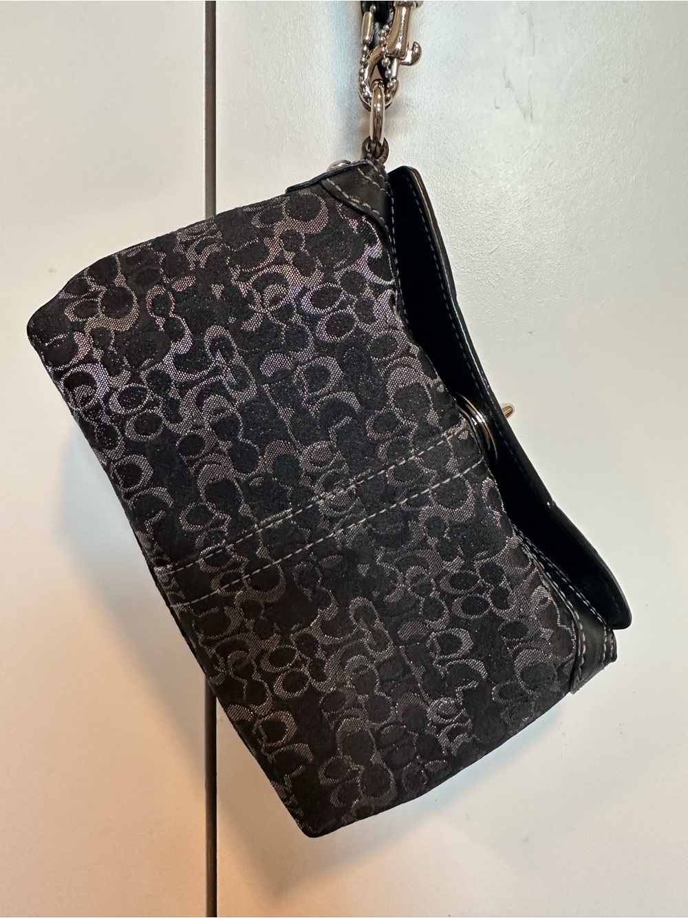 Vintage Coach Optic Hamptons Lurex Turnlock Wristlet in Black and Silver